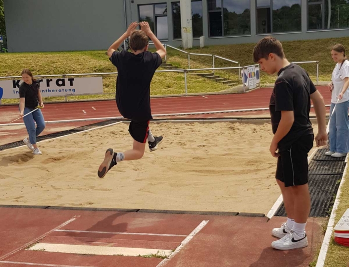 Sportabzeichen-Nachmittag der fünften Klassen