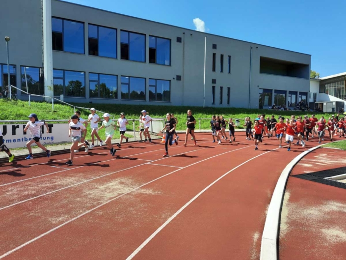 Traditioneller Sommersporttag des Schlossgymnasiums