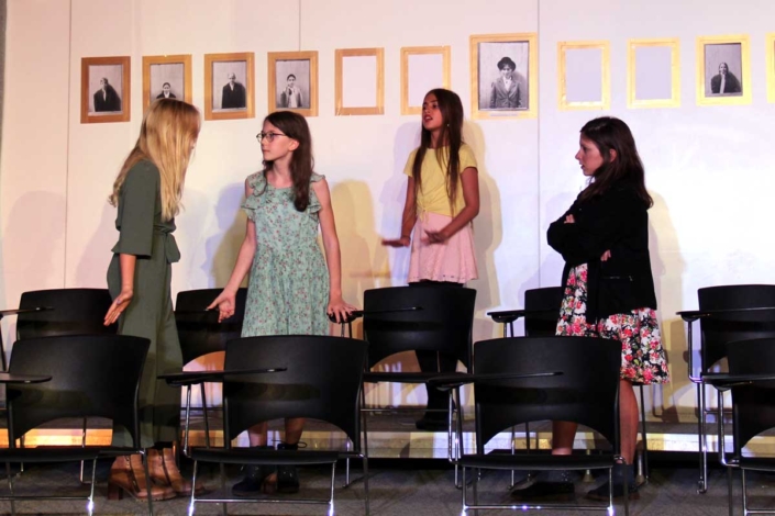 Unterstufentheater "Die verfluchte Schule"