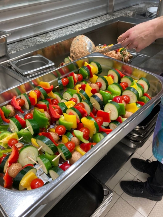 LehrerInnen-Kochen für die Mensa-KöchInnen