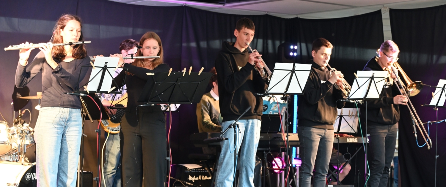 Big Band auf dem Schulfest 2025