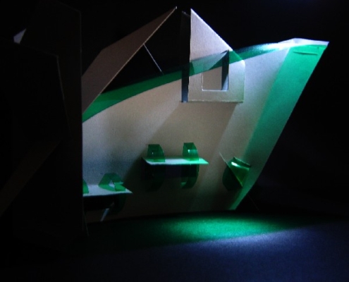 Klasse 10: "dekonstruktive Bushaltestelle"