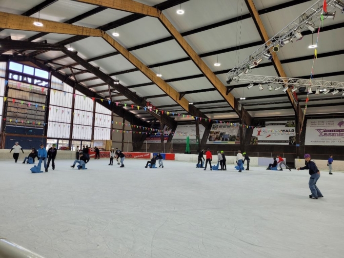 Sportlicher Wintererlebnistag: Eislaufen