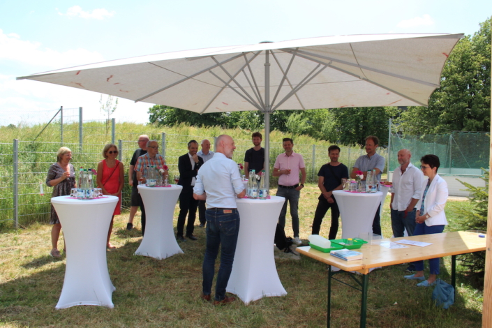 Unser Schulhof wird schöner und grüner