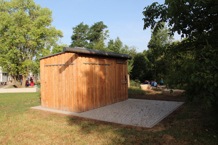 Unser Schulhof wird schöner und grüner