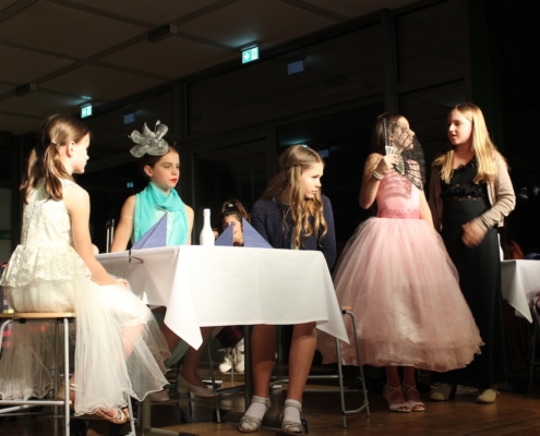 Unterstufen Theather-AG Wenn Das Licht Ausgeht