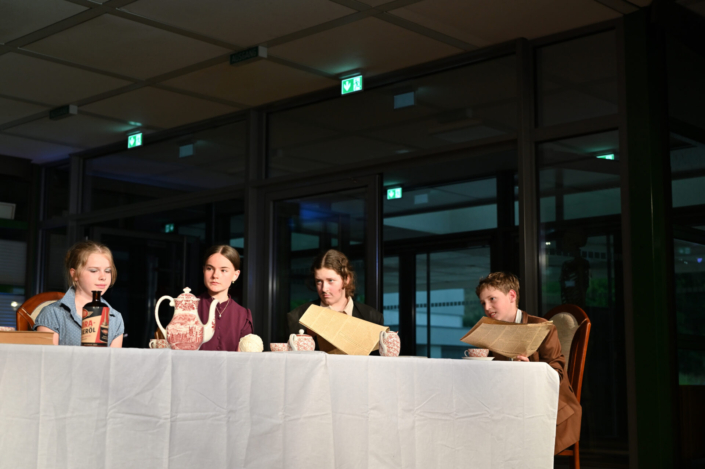 Am Tisch 2_8503