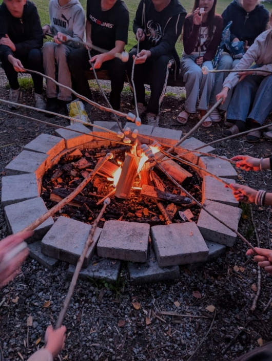 Lagerfeuer mit der 8d